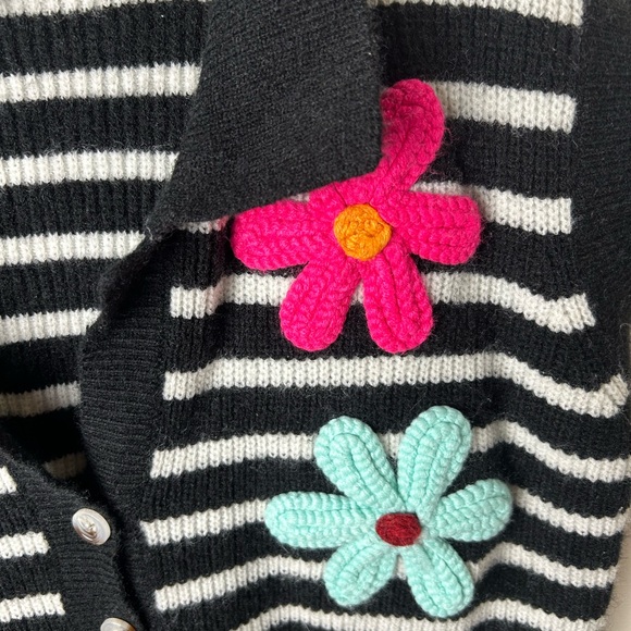 BiBi Sweater Vest Women’s L Black/White Striped Flower Patch‎ Cottagecore BOHO - Picture 3 of 16